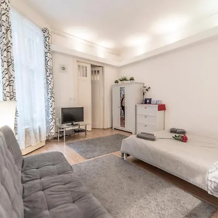 Eva Downtown Apartment Budapest