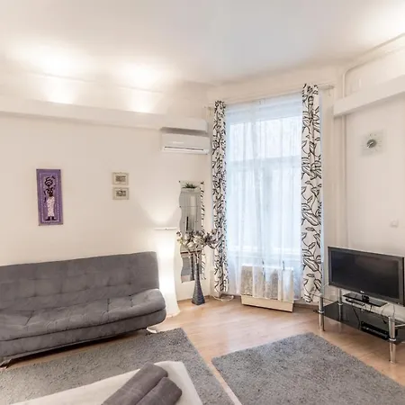 Eva Downtown Apartment